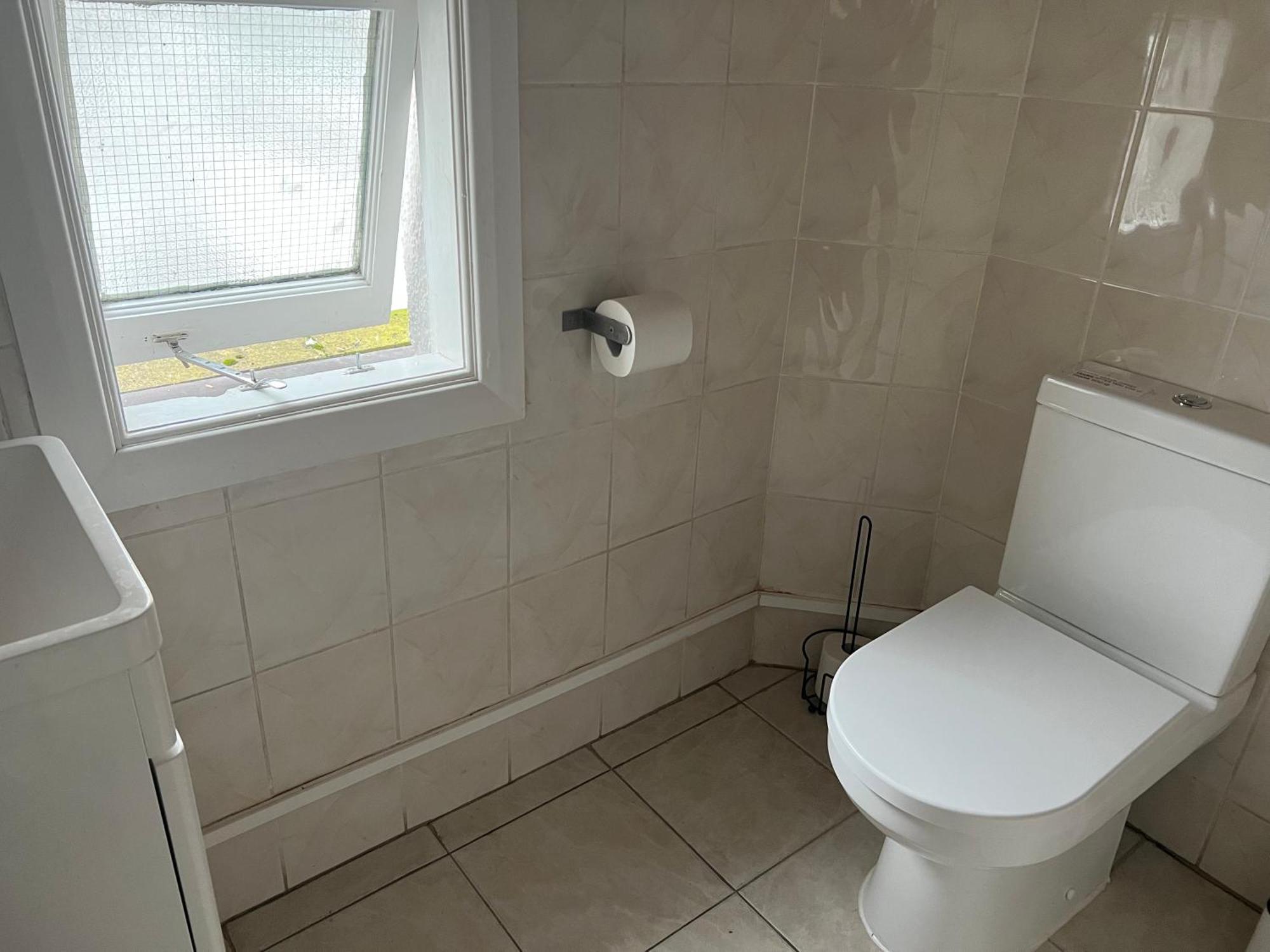 Comfortable Single Room Wembley Park/Stadium Londen Buitenkant foto